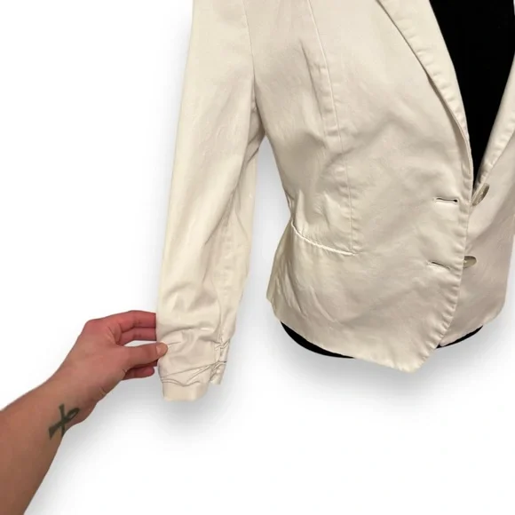 Express White 2 Button 3/4 Ruched Sleeves with Notched Lapels and Tailored Fit - Picture 6 of 15